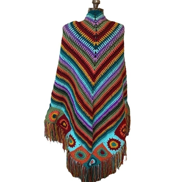 Vintage Sweaters - Granny Square Poncho Shawl